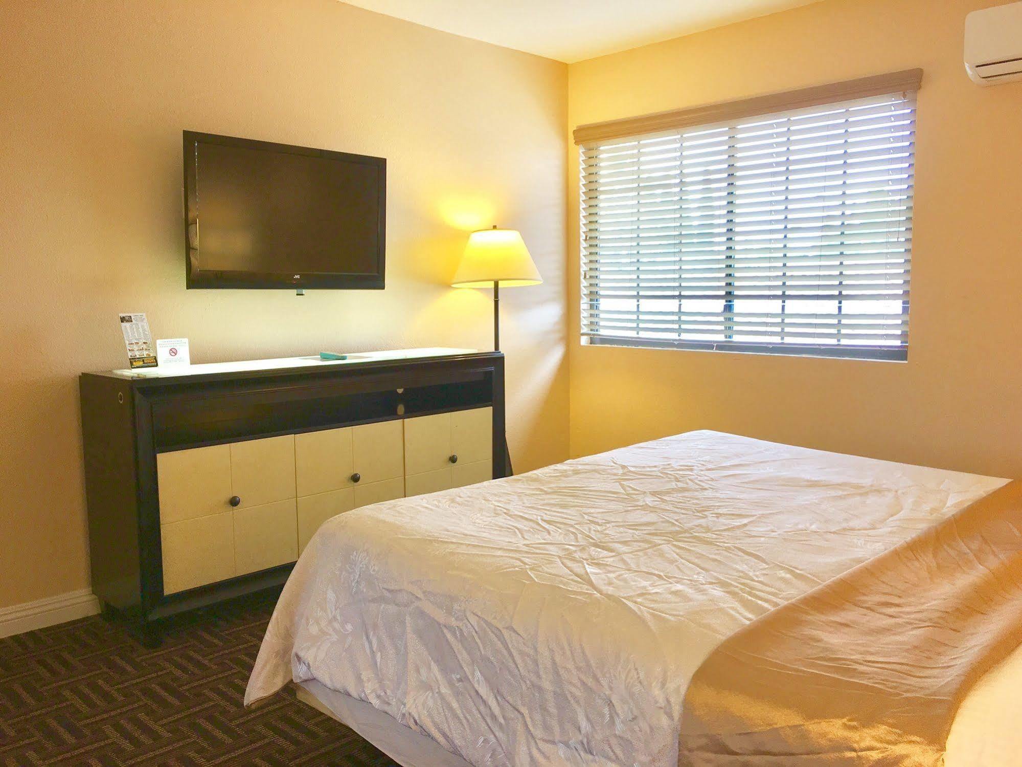 The Lemon Tree Hotel Anaheim Exteriér fotografie