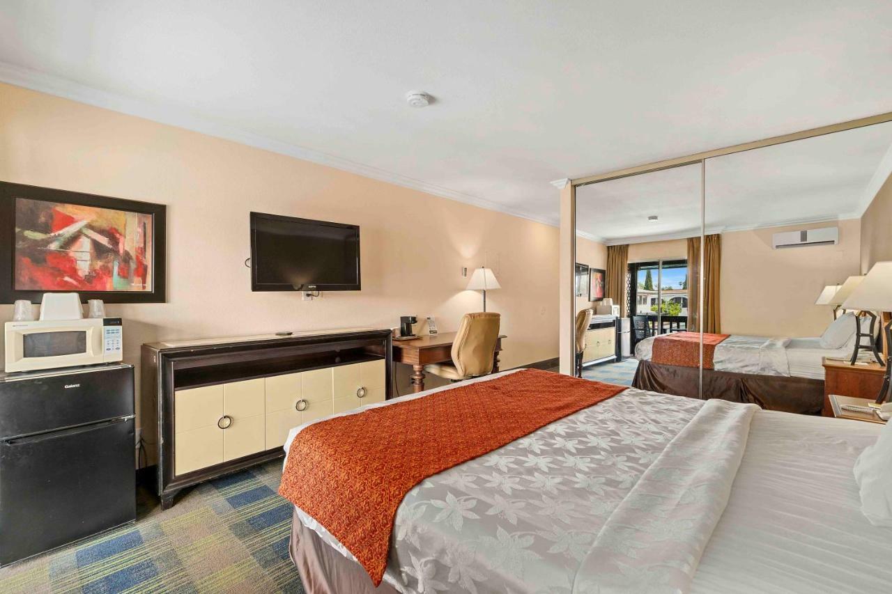The Lemon Tree Hotel Anaheim Exteriér fotografie